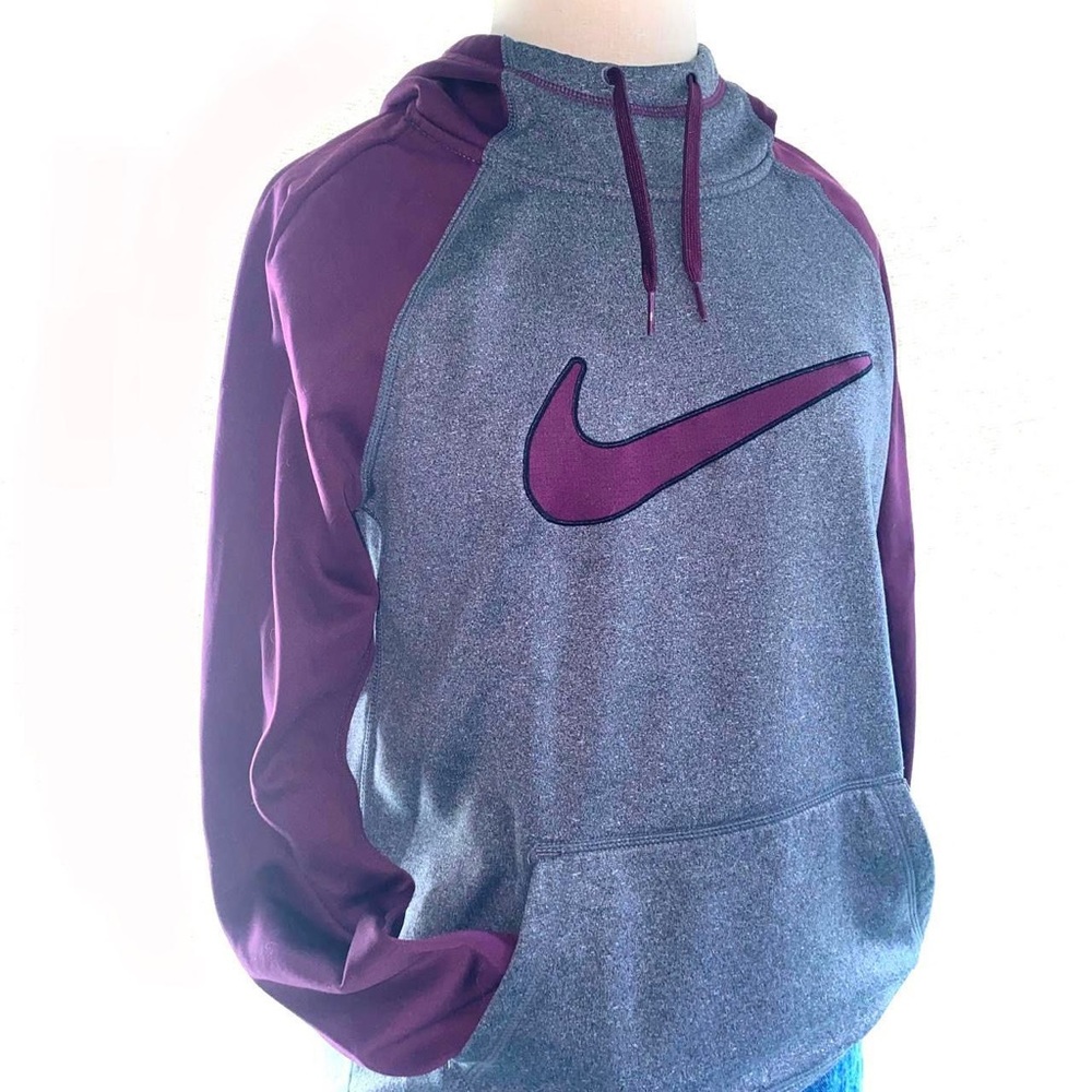 NIKE Therma-Fit Hoodie
